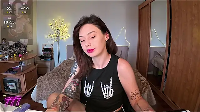 CamomileLil online show from 06.13.26