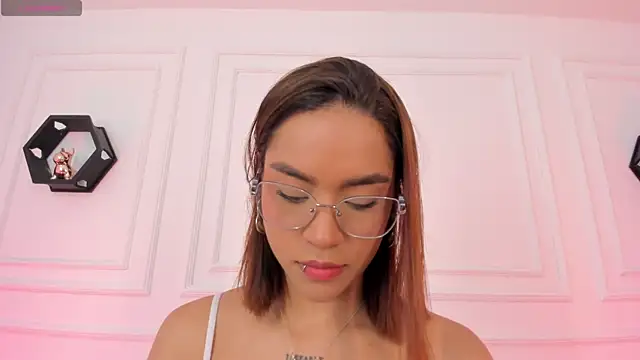 Im Scarlett  online show from 06.18.26