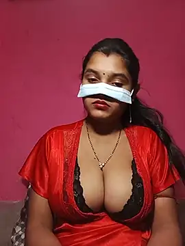 Snapshot of Sexy_Sonniyaa chatting on 06.16.26 Sexy Sonniyaa online show from 06.16.26