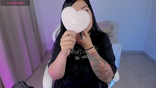 Snapshot of heeyy_kitty chatting on 03.20.26 heeyy kitty online show from 03.20.26