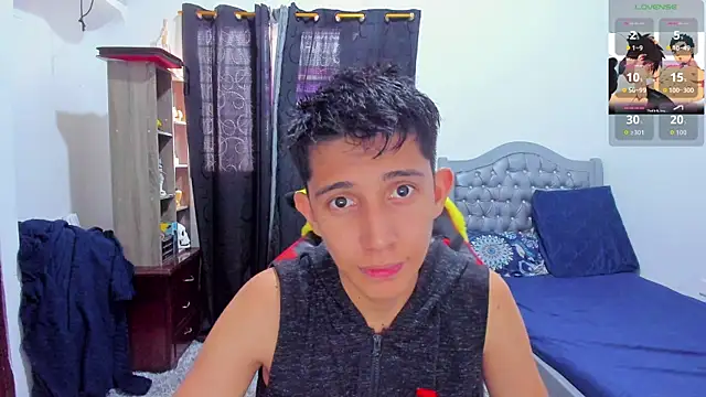 Snapshot of gomitaboy1 chatting on 05.14.26 gomitaboy1 online show from 05.14.26