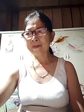 Snapshot of Sky-rain98 chatting on 06.23.26 Sky-rain98 online show from 06.23.26