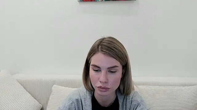 Snapshot of MollyCem chatting on 03.20.26 MollyCem online show from 03.20.26