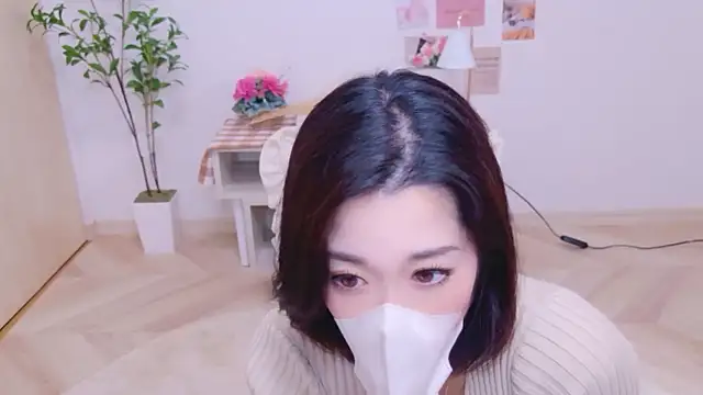 Snapshot of YURIKAsan_ chatting on 05.27.26 YURIKAsan online show from 05.27.26