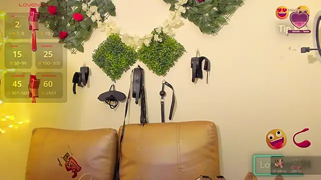 Sacha Rosse online show from 04.12.26