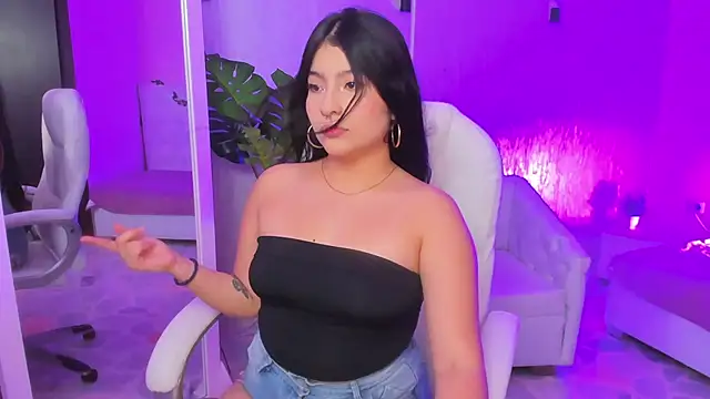 HannaLee333 online show from 03.17.26