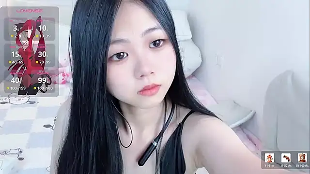 Snapshot of Noelle-2007 chatting on 05.30.26 Noelle-2007 online show from 05.30.26