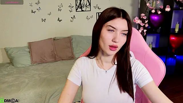 Sugar Kitten12 online show from 04.22.26