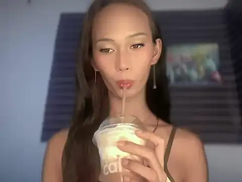 Sunkissed seductress online show from 05.13.26