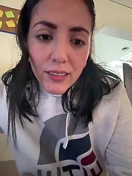 SamanthaWalker  online show from 04.29.26