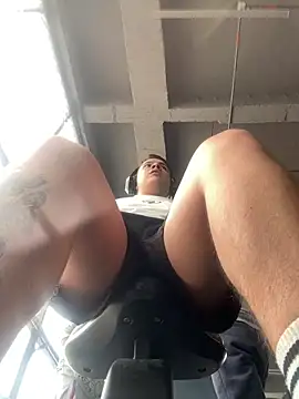 OliverTabordaa online show from 04.22.26