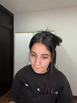 Snapshot of Lucy_engel chatting on 05.29.26 Lucy engel online show from 05.29.26