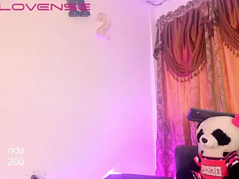 Snapshot of melissa_hot21 chatting on 05.01.26 melissa hot21 online show from 05.01.26