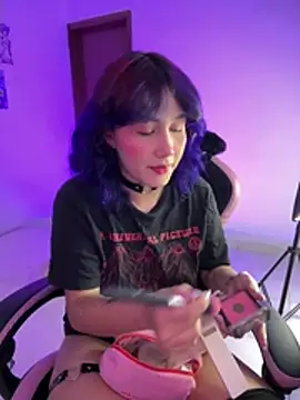Snapshot of reicos_ chatting on 07.01.26 reicos online show from 07.01.26