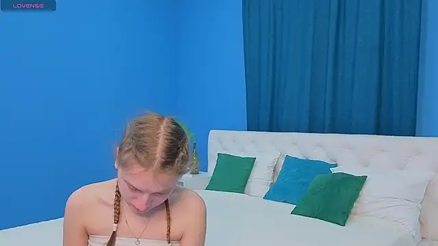 Xenia paradise online show from 05.24.26