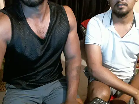 Snapshot of indguys2026 chatting on 03.11.26 indguys2026 online show from 03.11.26