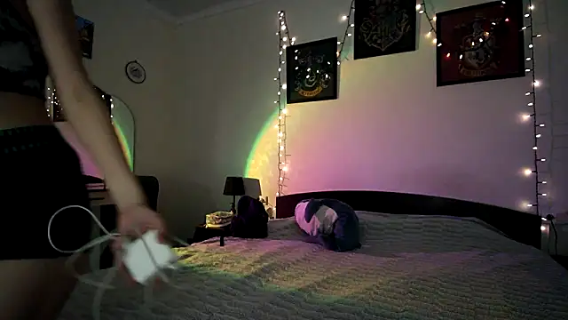 Milk shakeee online show from 03.27.26