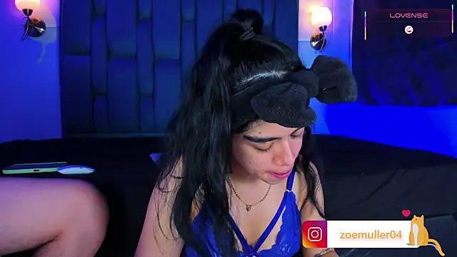 Snapshot of Zoe_Axel1 chatting on 05.22.26 Zoe Axel1 online show from 05.22.26