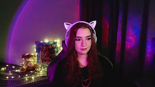Snapshot of Celia_Sensual_ chatting on 07.14.26 Celia Sensual online show from 07.14.26