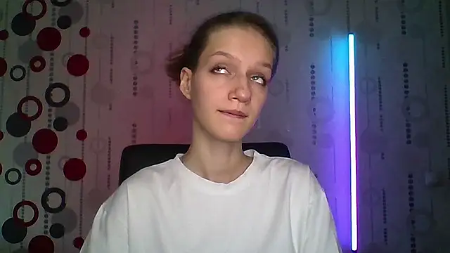 Chrissy Joyful online show from 05.05.26