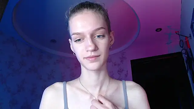 Chrissy Joyful online show from 06.18.26