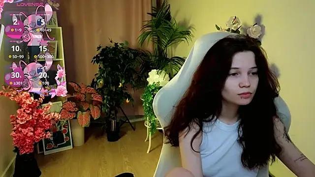 Snapshot of GG_Viper chatting on 04.29.26 GG Viper online show from 04.29.26