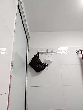 Snapshot of Ruby-xx chatting on 04.14.26 Ruby-xx online show from 04.14.26