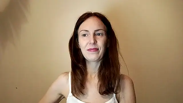 Snapshot of AnnaTight chatting on 03.19.26 AnnaTight online show from 03.19.26