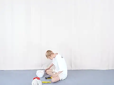 Vae-002 online show from 04.23.26