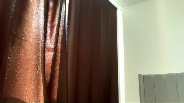 Kissme Kira online show from 05.02.26