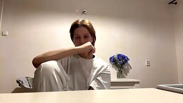 Snapshot of NgaFriebel chatting on 03.09.26 NgaFriebel online show from 03.09.26