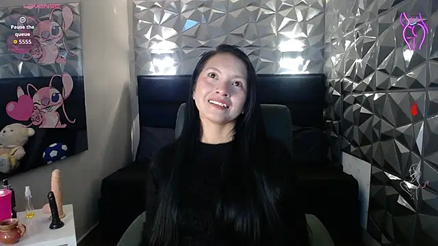 Chloe16  online show from 03.29.26