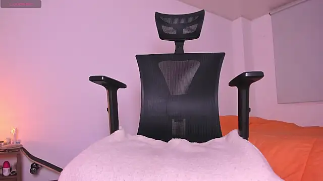 tall sweetie online show from 04.05.26