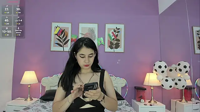 Snapshot of YayaQueen chatting on 07.11.26 YayaQueen online show from 07.11.26