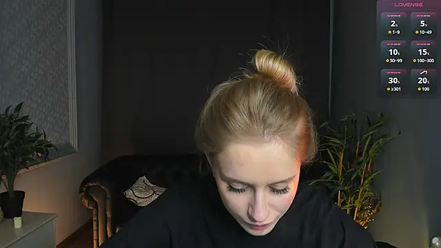 Mickey Milk online show from 04.08.26