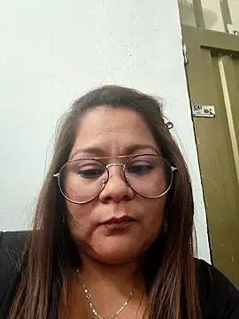 Lia taylor22 online show from 04.27.26