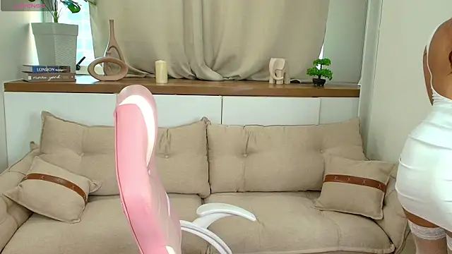 Debra Fox online show from 04.22.26