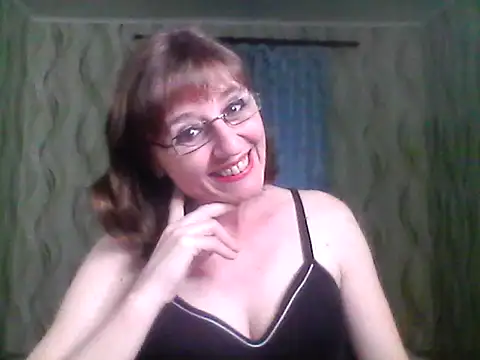 Snapshot of Alisaprice077 chatting on 05.20.26 Alisaprice077 online show from 05.20.26