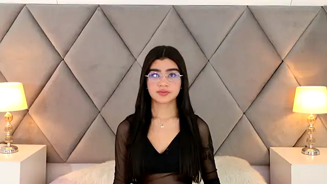 OliviaDiaz online show from 04.17.26