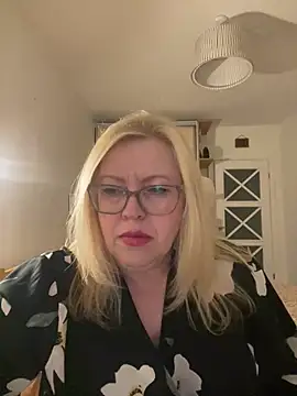 JanieLight53 online show from 05.30.26