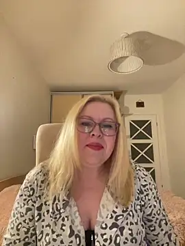 JanieLight53 online show from 06.06.26
