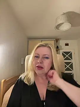 JanieLight53 online show from 06.23.26