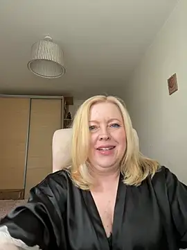 JanieLight53 online show from 07.04.26