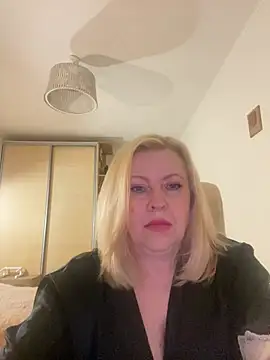 JanieLight53 online show from 07.12.26