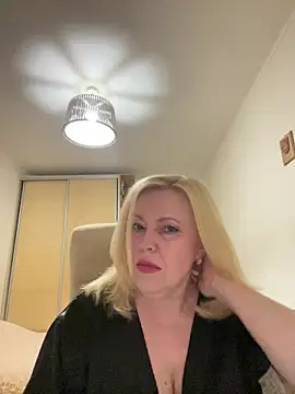 JanieLight53 online show from 07.16.26