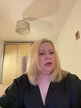 JanieLight53 online show from 07.22.26
