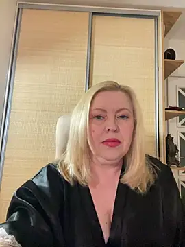 JanieLight53 online show from 07.25.26