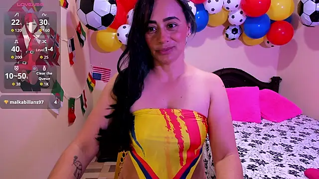 Snapshot of sara_florez12 chatting on 06.12.26 sara florez12 online show from 06.12.26