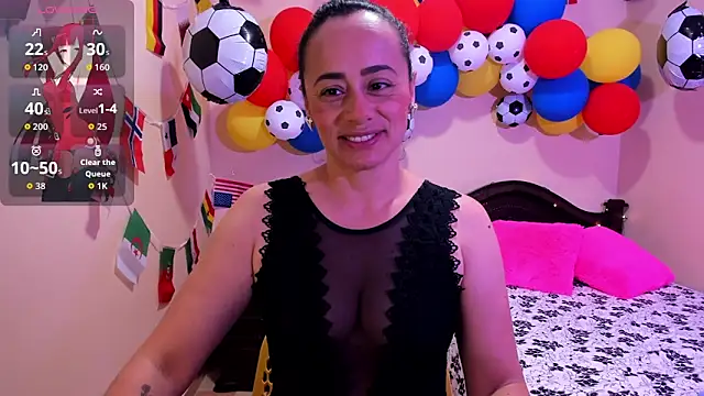 Snapshot of sara_florez12 chatting on 06.19.26 sara florez12 online show from 06.19.26
