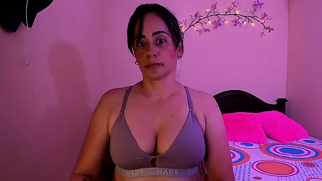 sara florez12 online show from 08.03.26